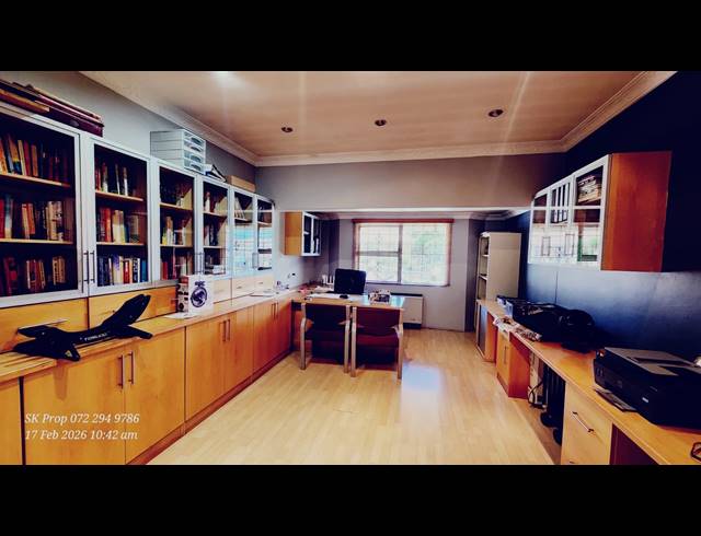 5 BEDROOM HOUSE FOR SALE IN MOUNTAIN RISE